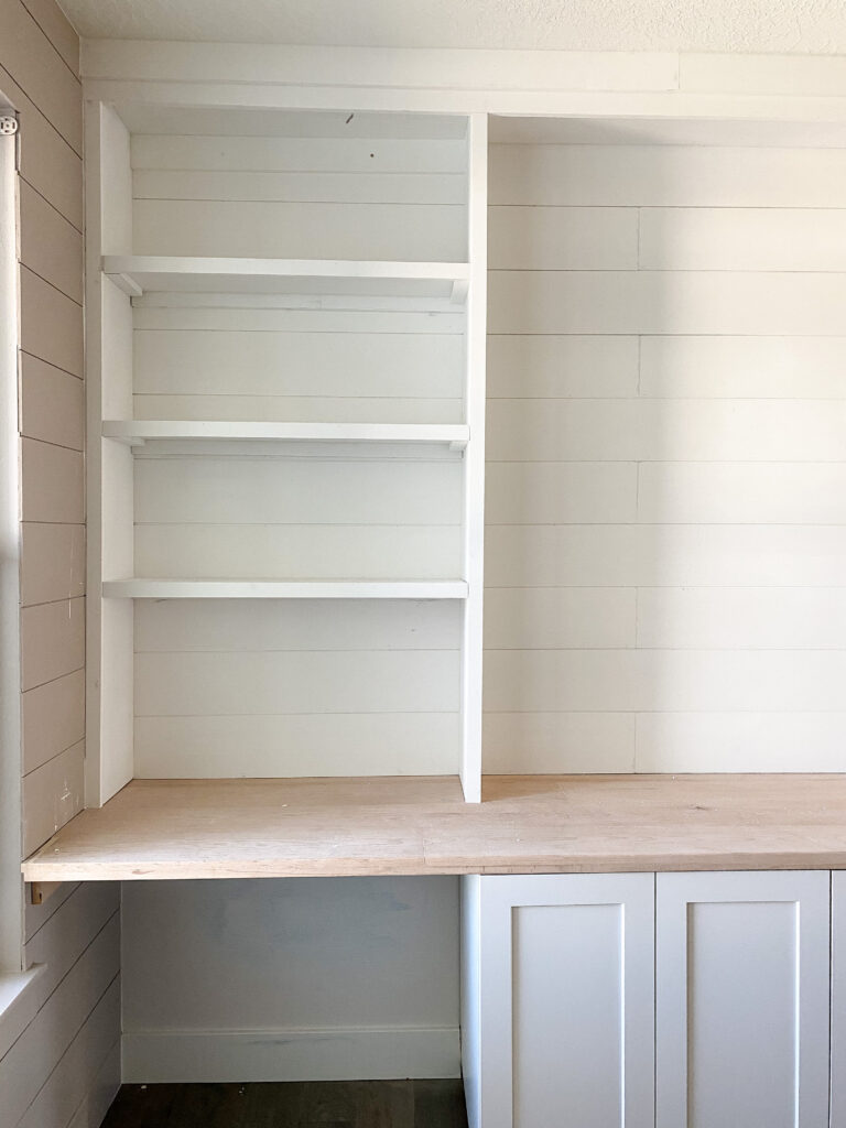 Bookcase empty