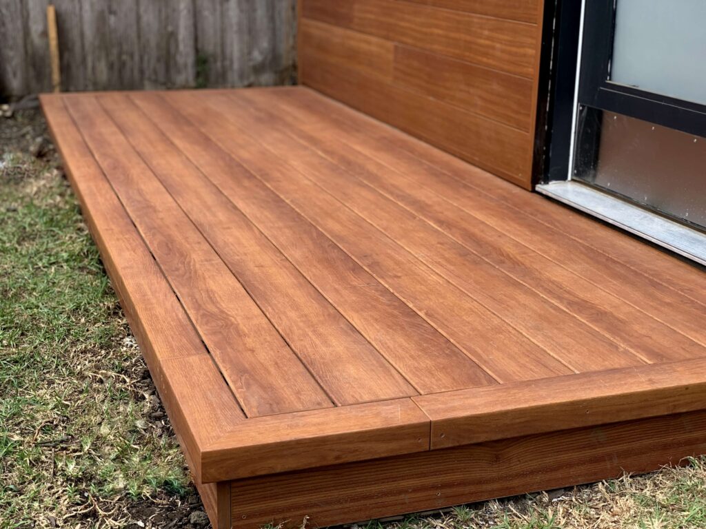 Cedar Zuri Decking