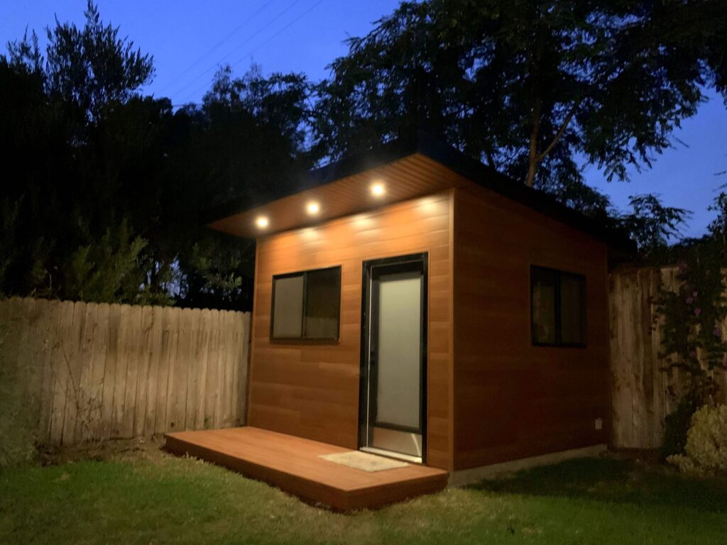 Zuri Decking